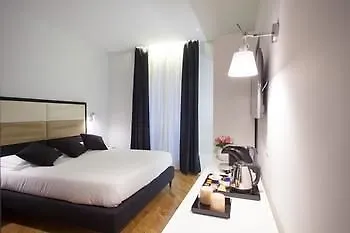 Oda ve Kahvaltı La Dolce Roma