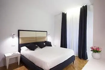 Oda ve Kahvaltı La Dolce Roma